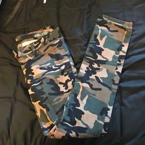 Vintage kill city lip service camoflauge jeans