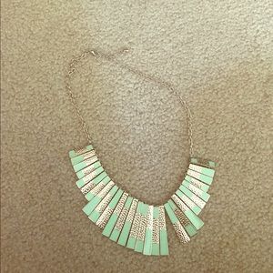 Statement necklace