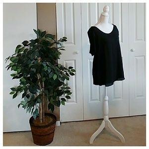 Gently worn! Loft short sleeve shirt