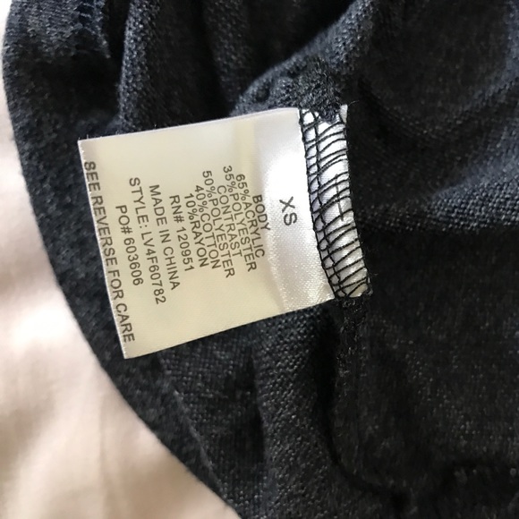 Pretty top - Picture 3 of 3