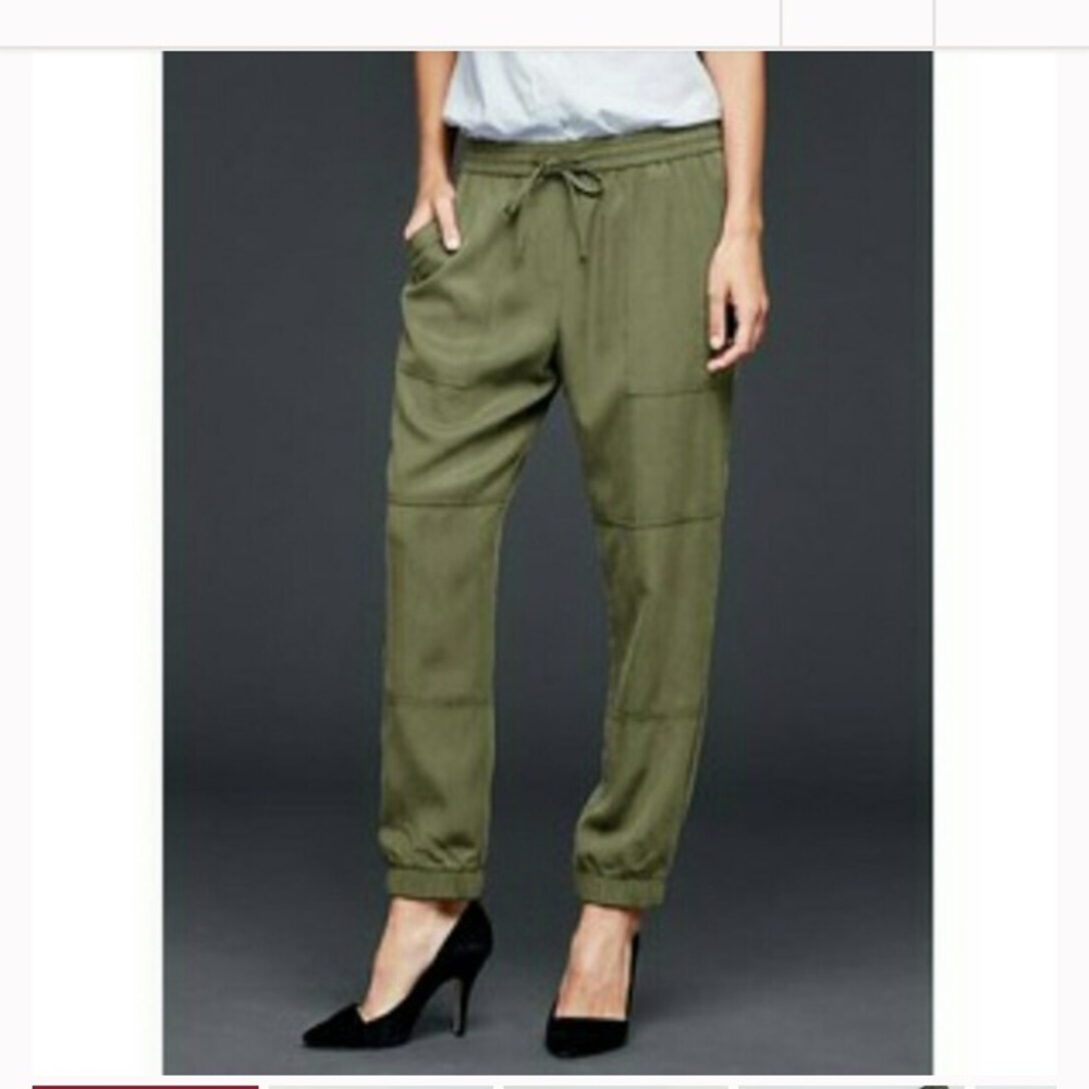 Green Gap 100% Tencel drawstring pants