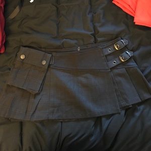 Vintage lip service dark plaid pleated mini skirt
