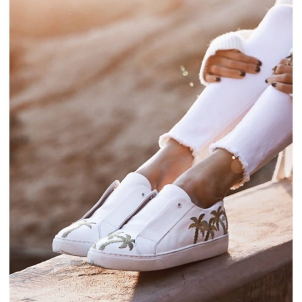 Here/Now white leather sneaker 37