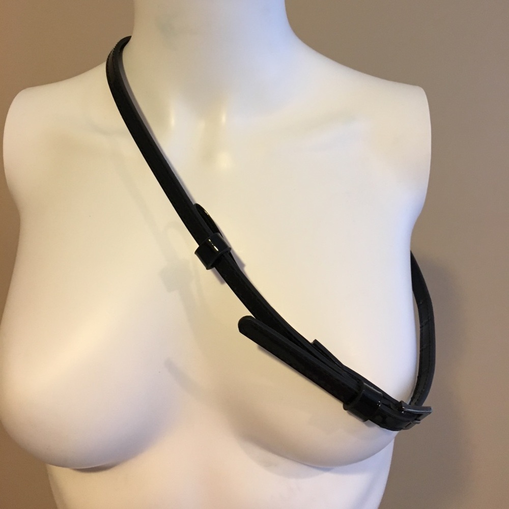 Black patten leather belt 37in in good condition