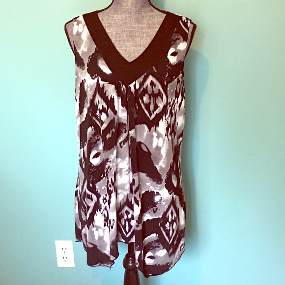 Judith Tops - Sleeveless Handkerchief Hem Top Stretchy Plus sz Judith Tops - Sleeveless Handkerchief Hem Top Stretchy Plus sz