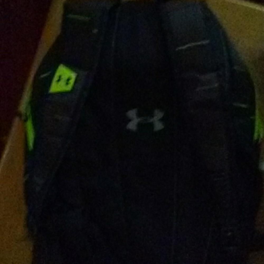 backpack - Picture 4 of 4