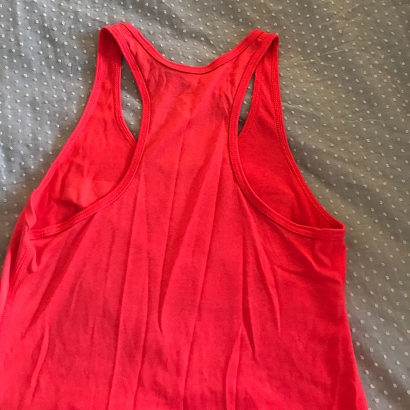 Nike dri fit tank NWOT - Picture 3 of 3