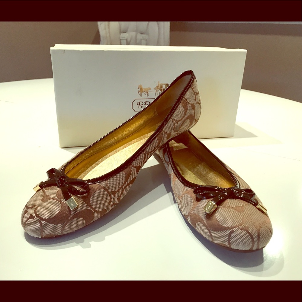Khaki Coach Dotty Flats **JUST REDUCED**