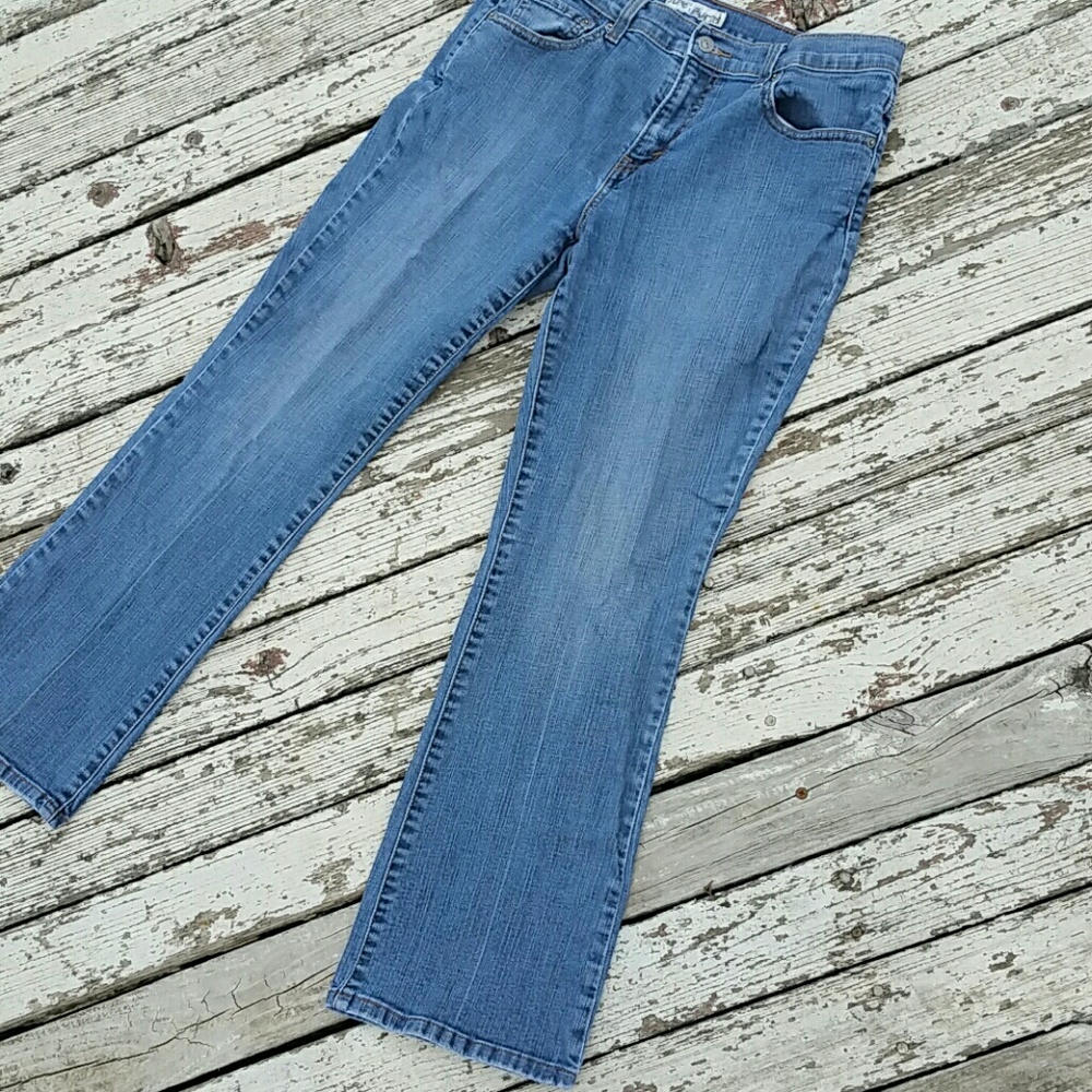 Levis 516 boot cut jeans