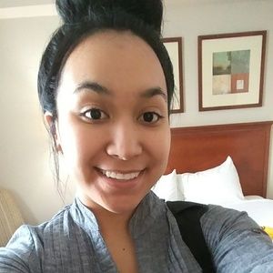 Meet your Posher, Elaina