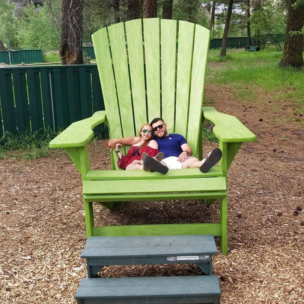 Meet your Posher, Deccy