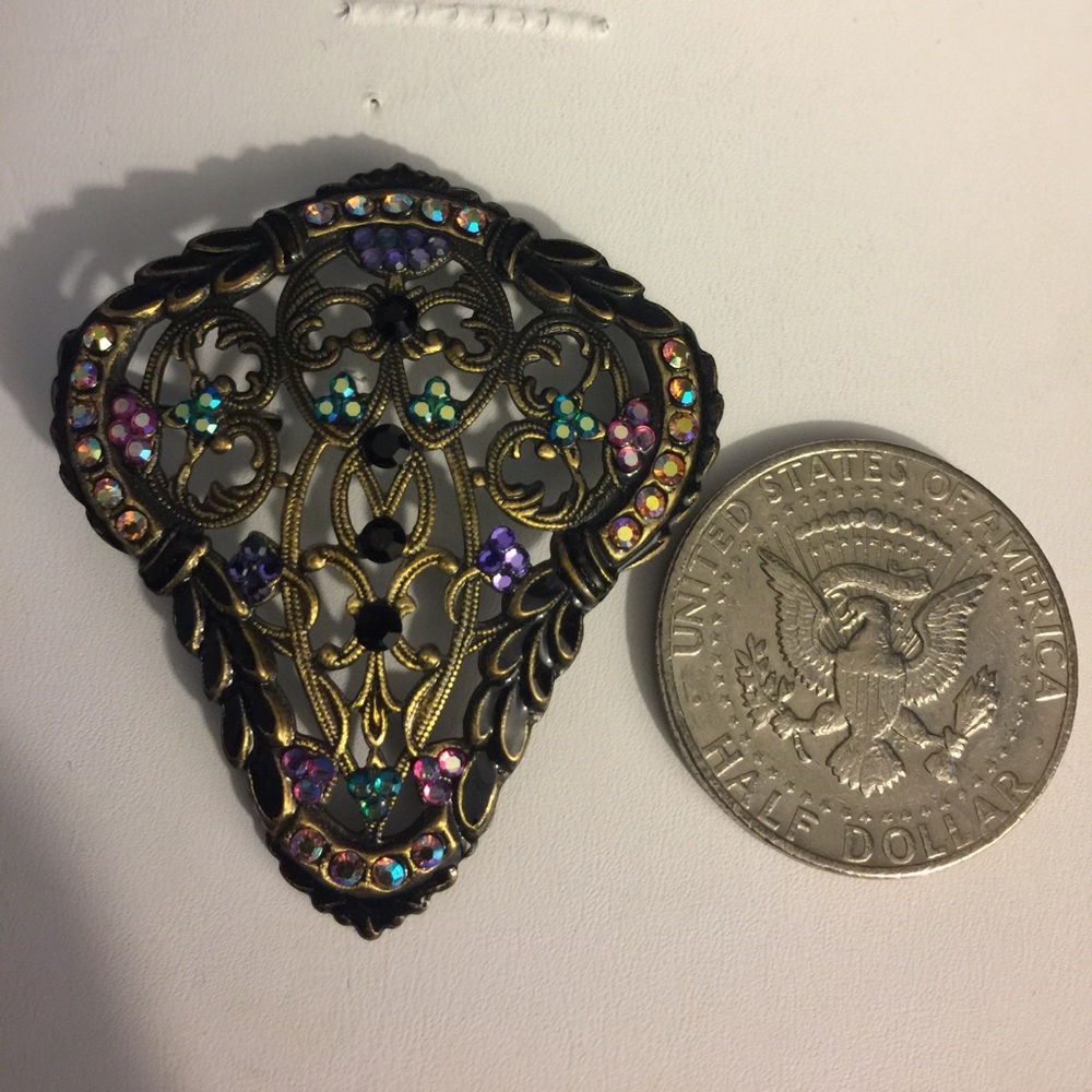 ❤️ Antique Look Pin - Picture 3 of 5