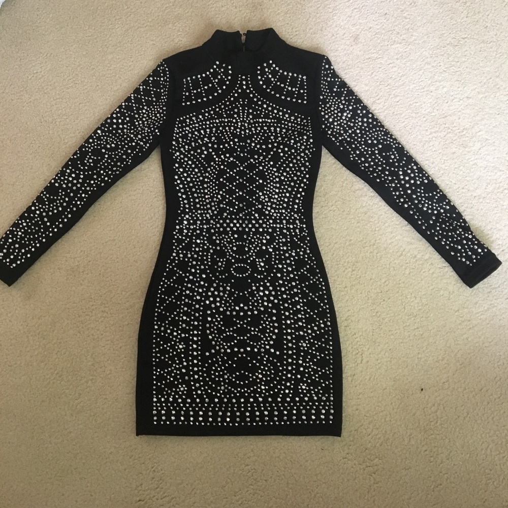 Gorgeous Detailed LBD!