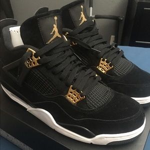 Air Jordan Retro Royalty 4s