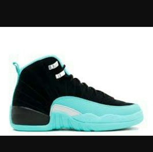 Meet your Posher, Cornelius