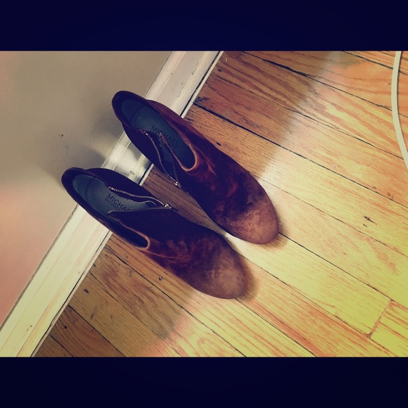 Booties! - Picture 2 of 5