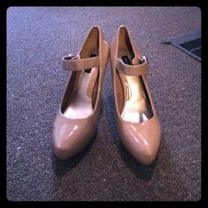 White House Black Market heels