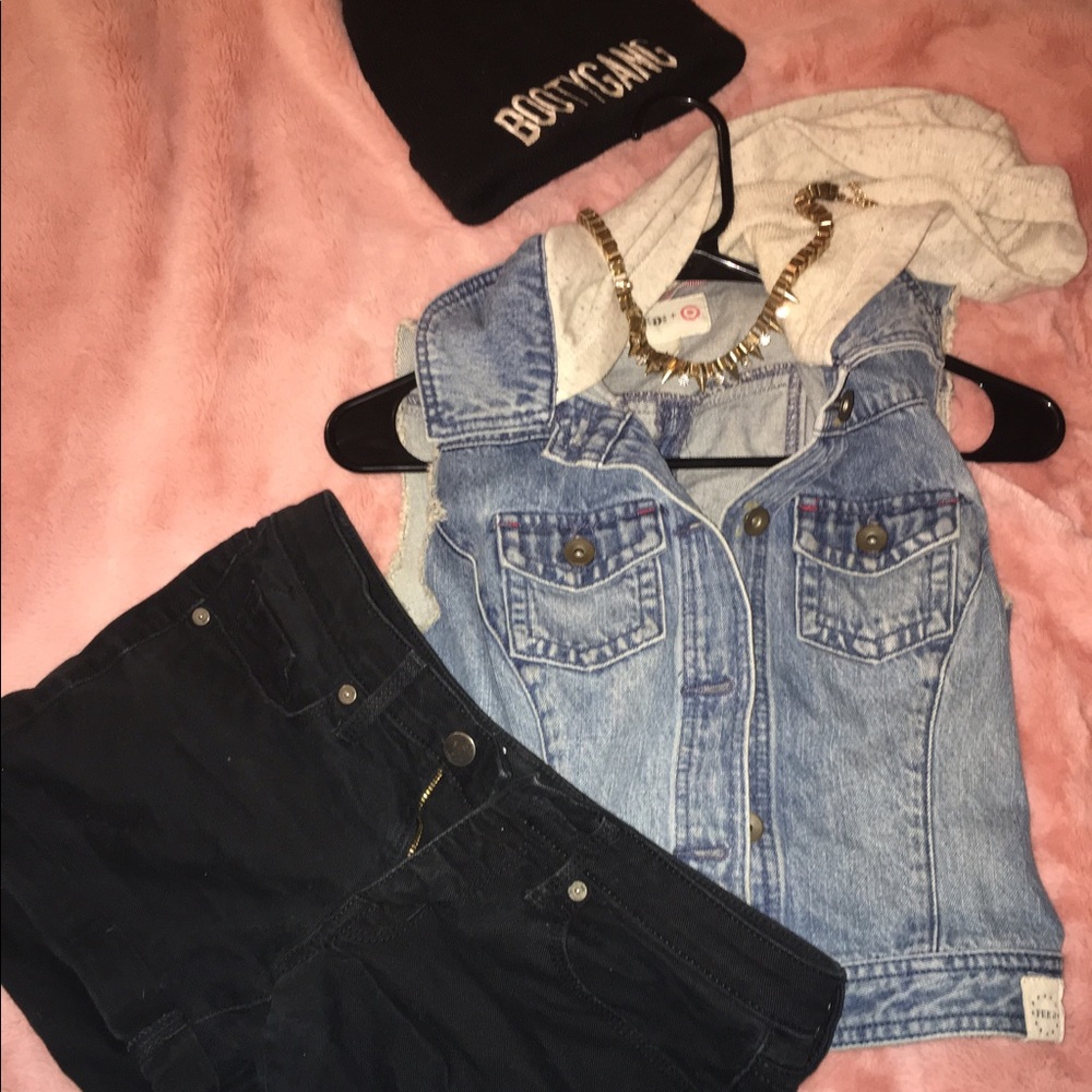 Hooded Denim Vest 🖤