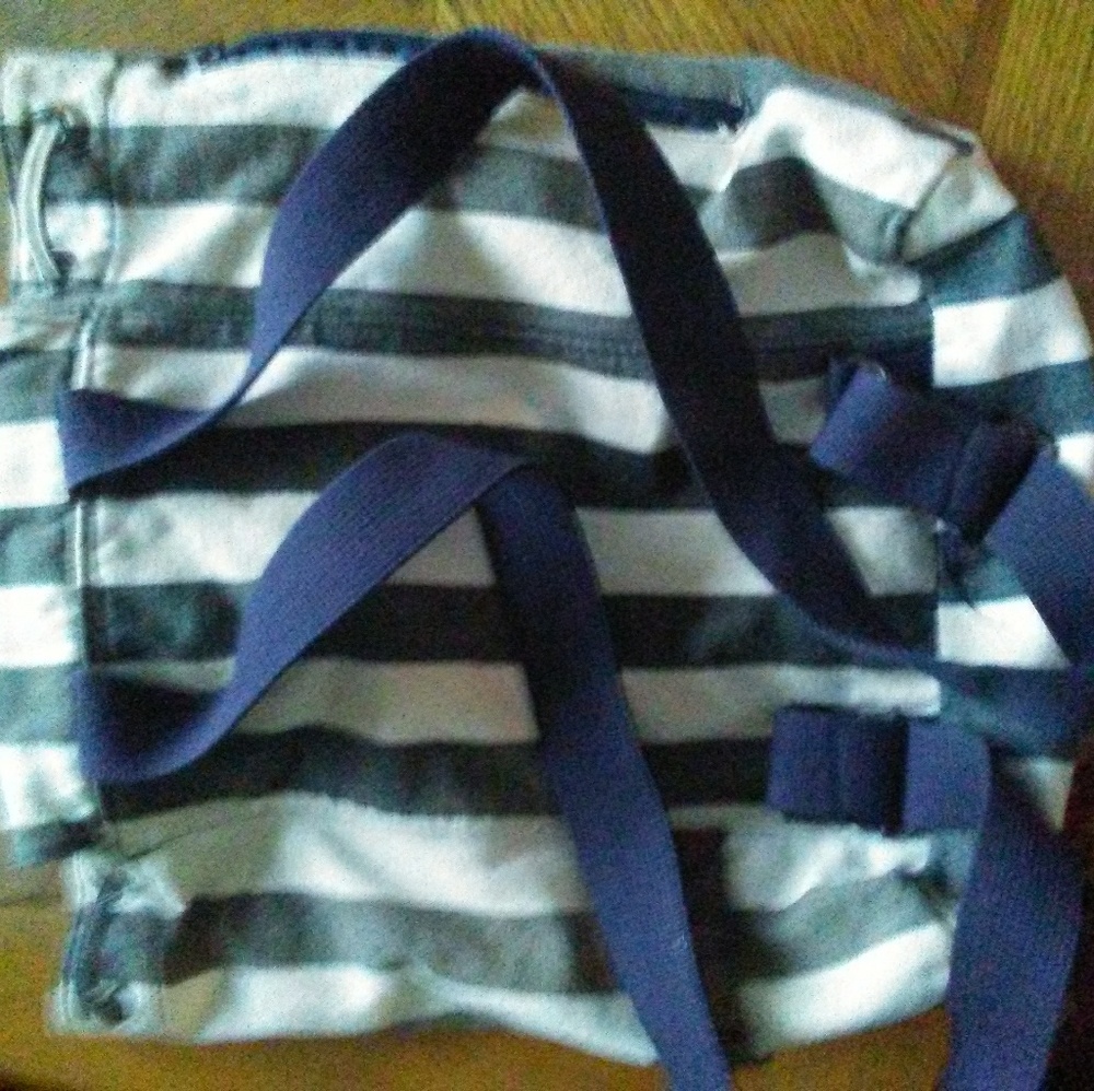 Backpack - Picture 3 of 4