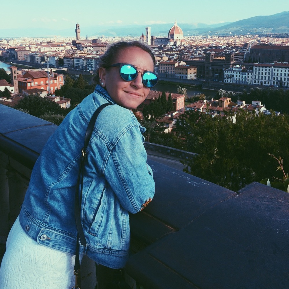 Meet your Posher, Sofia