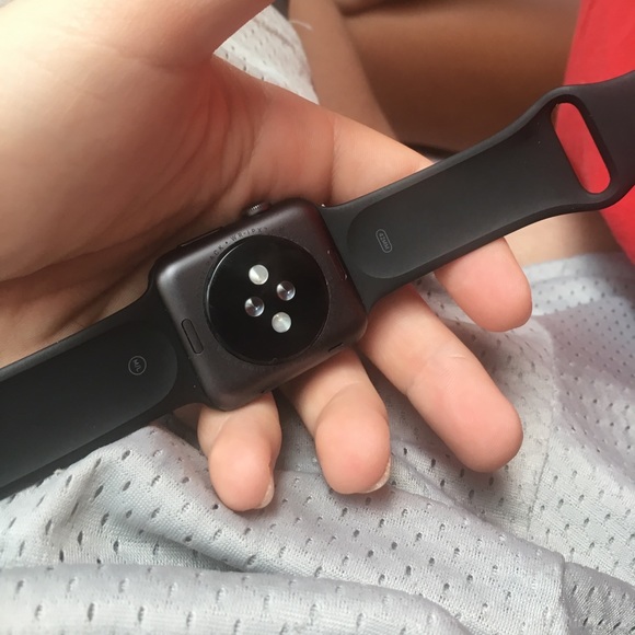 Apple Watch Series 1 42mm - Picture 3 of 4