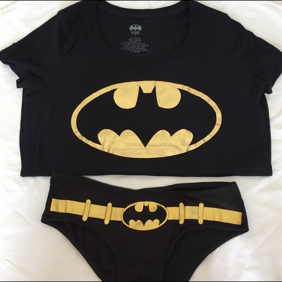 torrid Other - RARE Batman black & gold shimmer panty & tee set