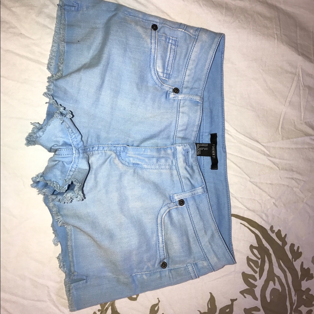 Forever 21 shorts !