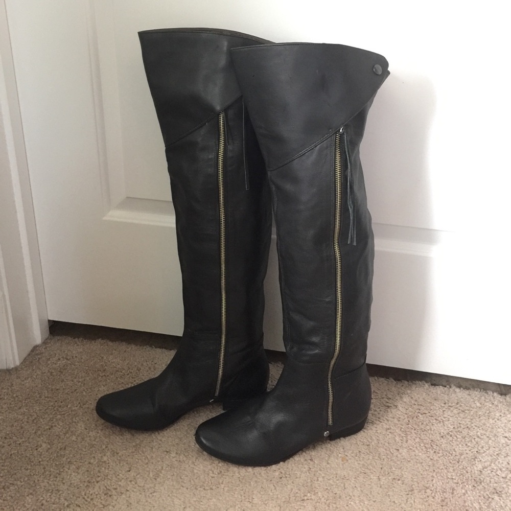 Joie Caravan leather boots