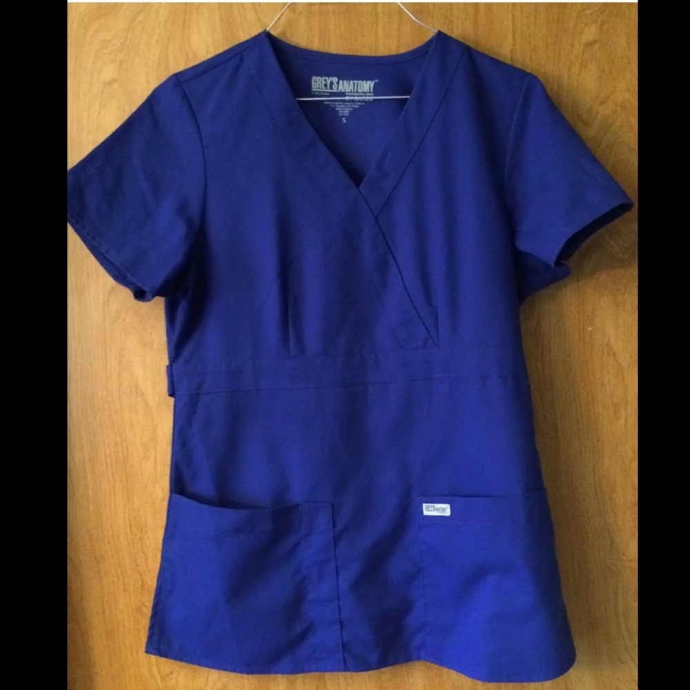 Greys anatomy scrub top