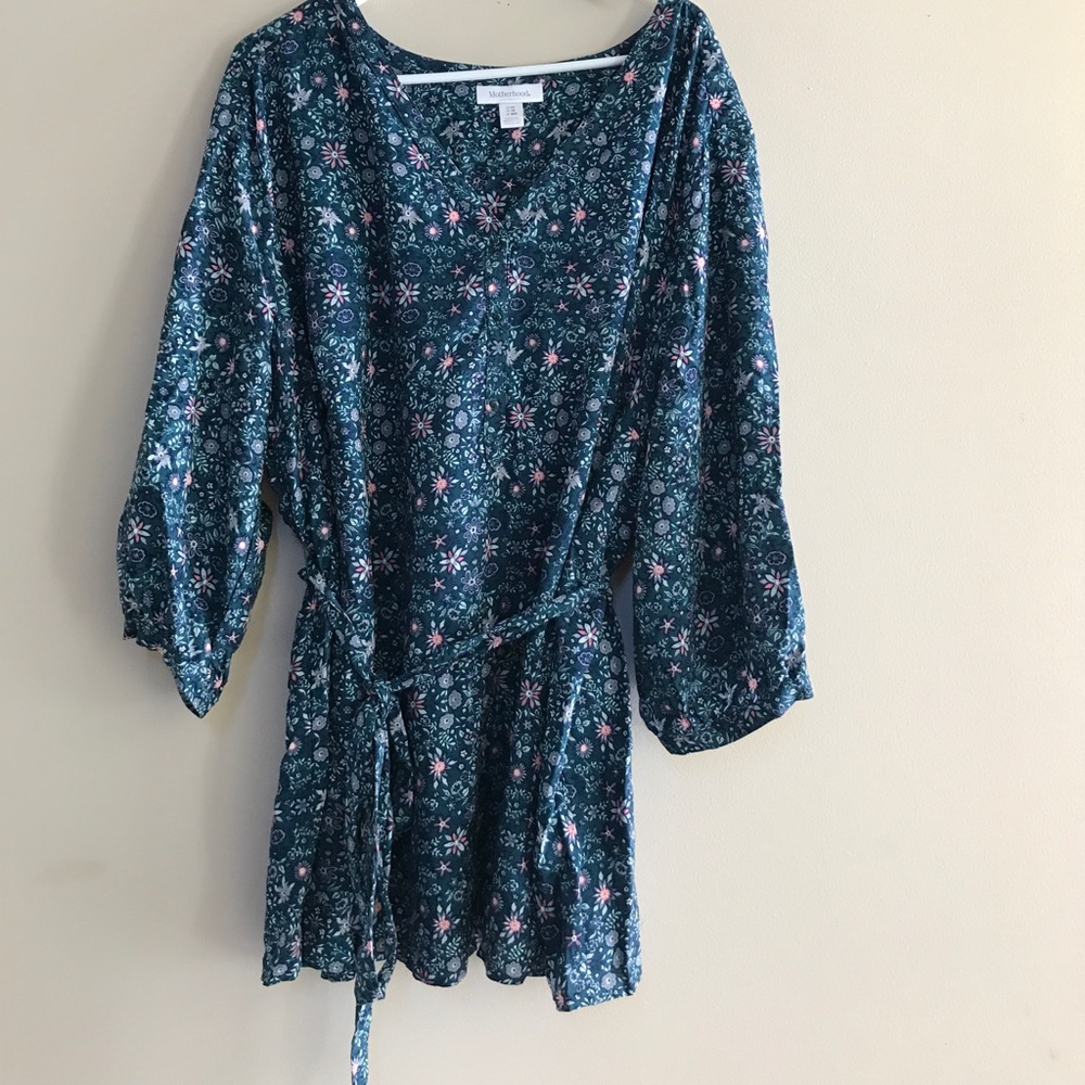 NWOT - Motherhood Maternity Blouse with waist belt