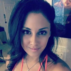 Meet your Posher, Abby