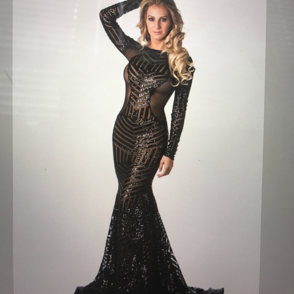 Michael Costello Elizabeth sequin gown
