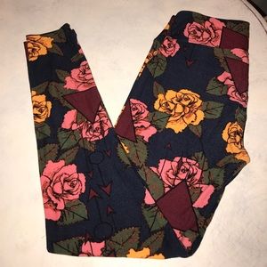 LulaRoe OS Leggings - Dark Blue w/ Flowers