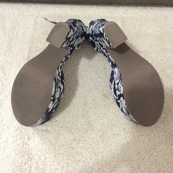 STEVE MADDEN - Picture 3 of 3