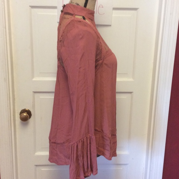 🦉⚡️sale $ final$⚡️🦉Taylor & Sage blouse - Picture 6 of 8