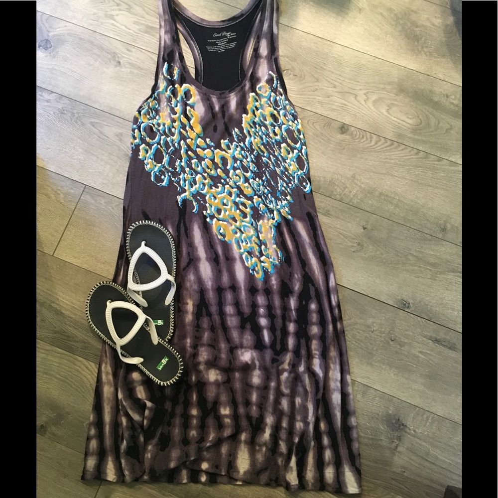 GRAPHIC T-BACK DRESS