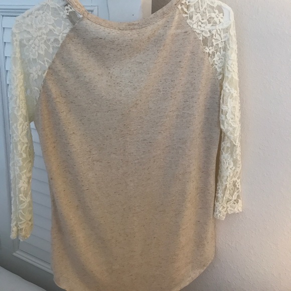 Kirra women's top - Picture 3 of 3