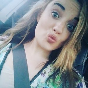 Meet your Posher, Bethany