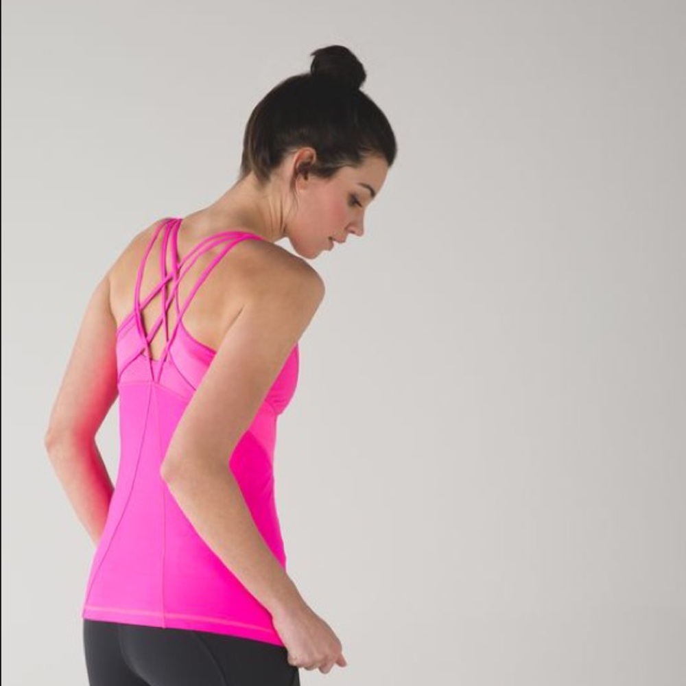 Brand new Lululemon 'strap it like its hot' tank.