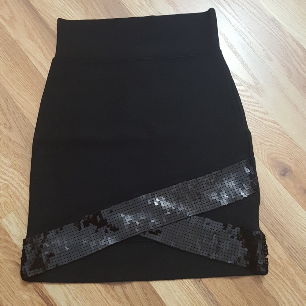 BCBG high skirt