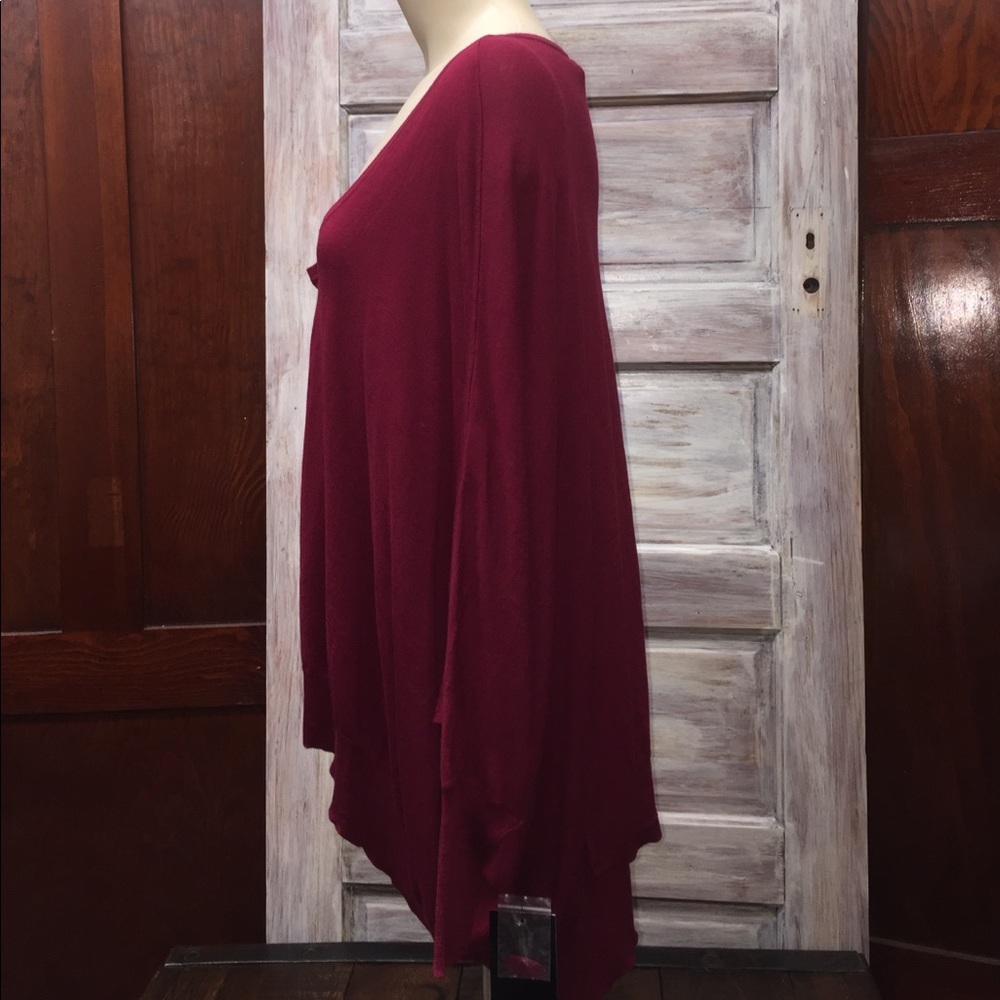 Simple Red Cardigan - Picture 2 of 3