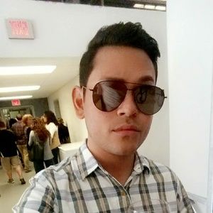 Meet your Posher, Thomas