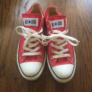 Almost brand new converse all stars