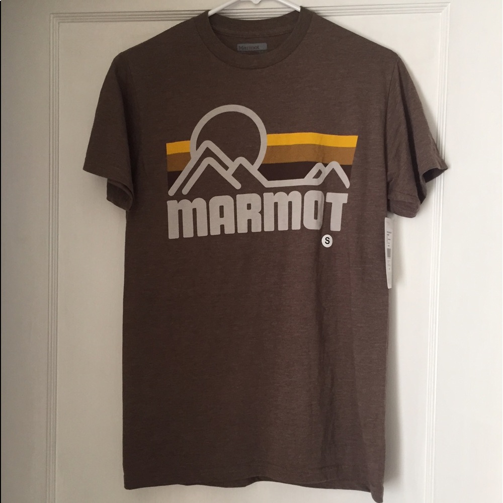 BNWT retro Marmot t-shirt