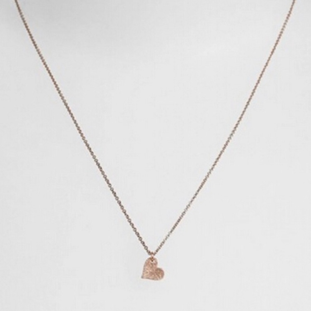 Sparkling heart Pendant Necklace  - Picture 3 of 5