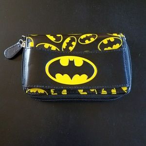 FINAL MARKDOWN Smart phone Batman wallet