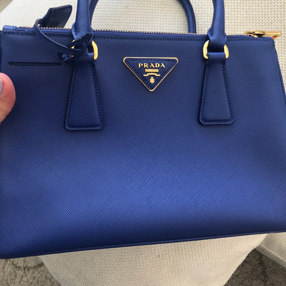Prada mini saffiano lux blue royal