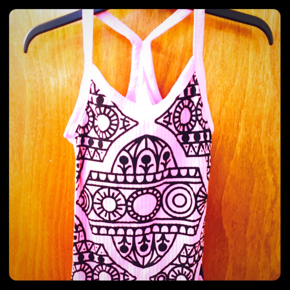 Nike pink tank workout