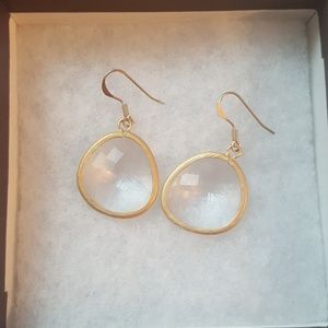 Classic dangly earrings