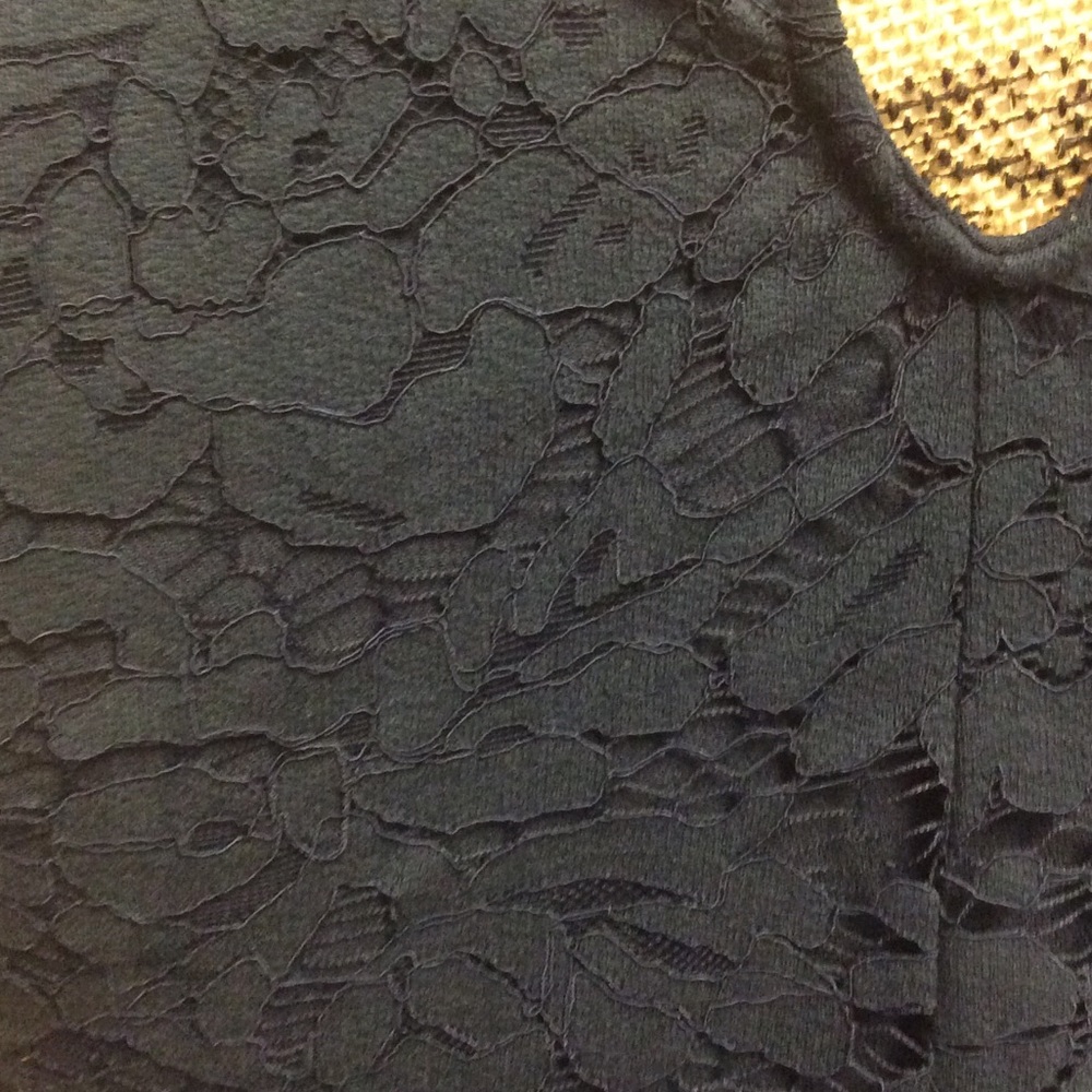 Last one small NWT flirty navy lace blouse - Picture 6 of 8